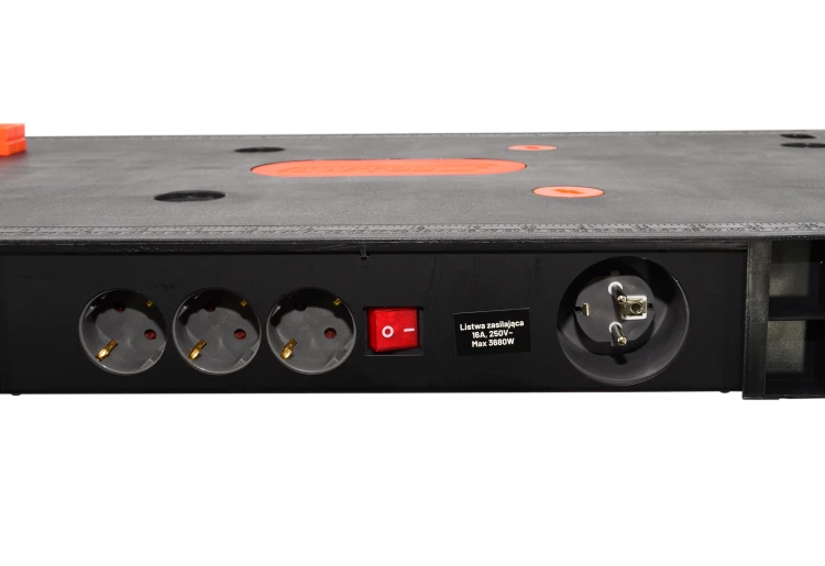 AW30579-4..png