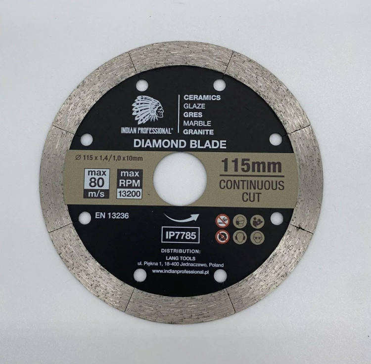 IP7785.jpg