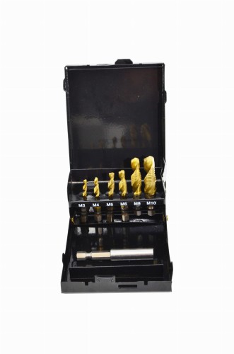 AW20590.jpg