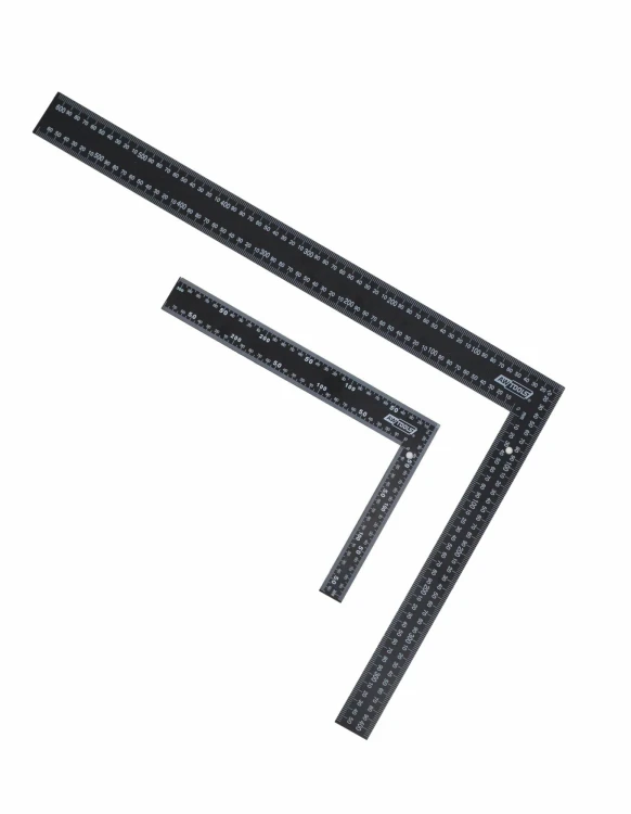 AW29833-33.jpg