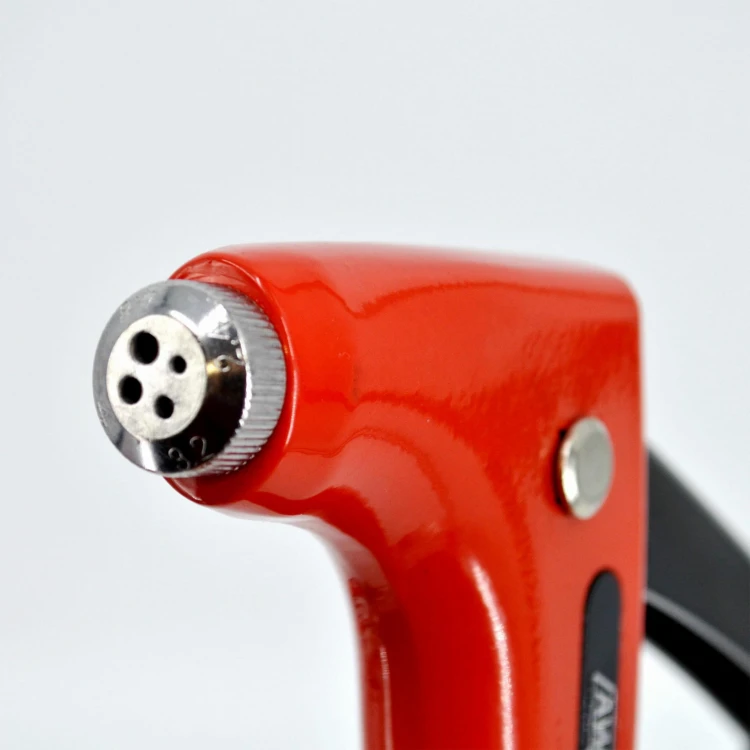 AW13100-223.jpg